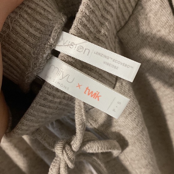 Simons Joggers - Picture 3 of 6